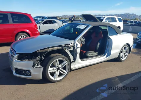 2010 Audi S5 3.0 Premium Plus from USA, damaged, VIN WAUVGAFH5AN009802